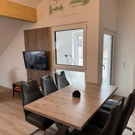 Elke Apartment
